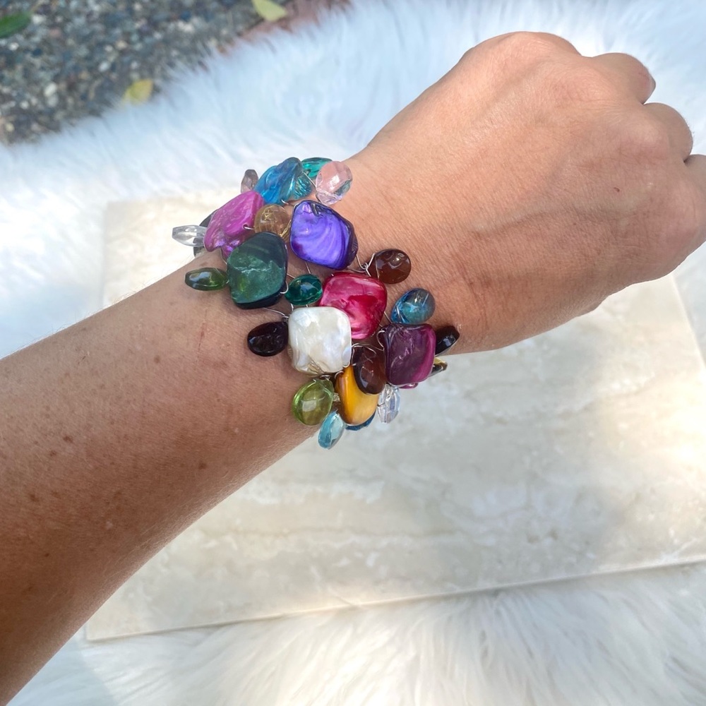 Multicolor Pearl And Crystal Bead Bracelet